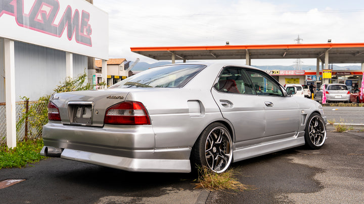 2000 Nissan C35 Laurel