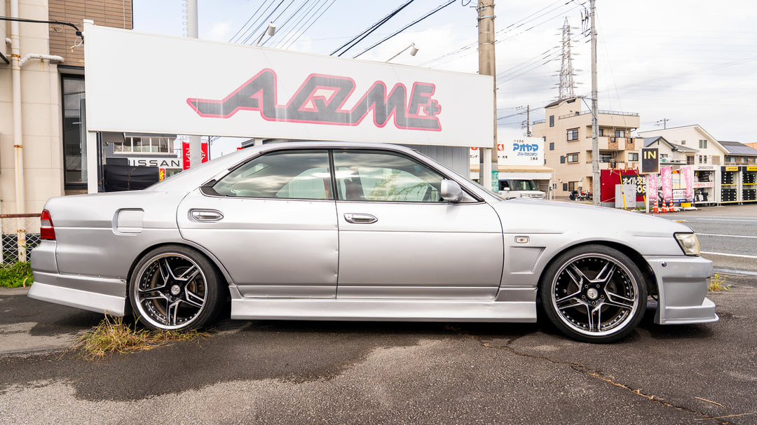 2000 Nissan C35 Laurel
