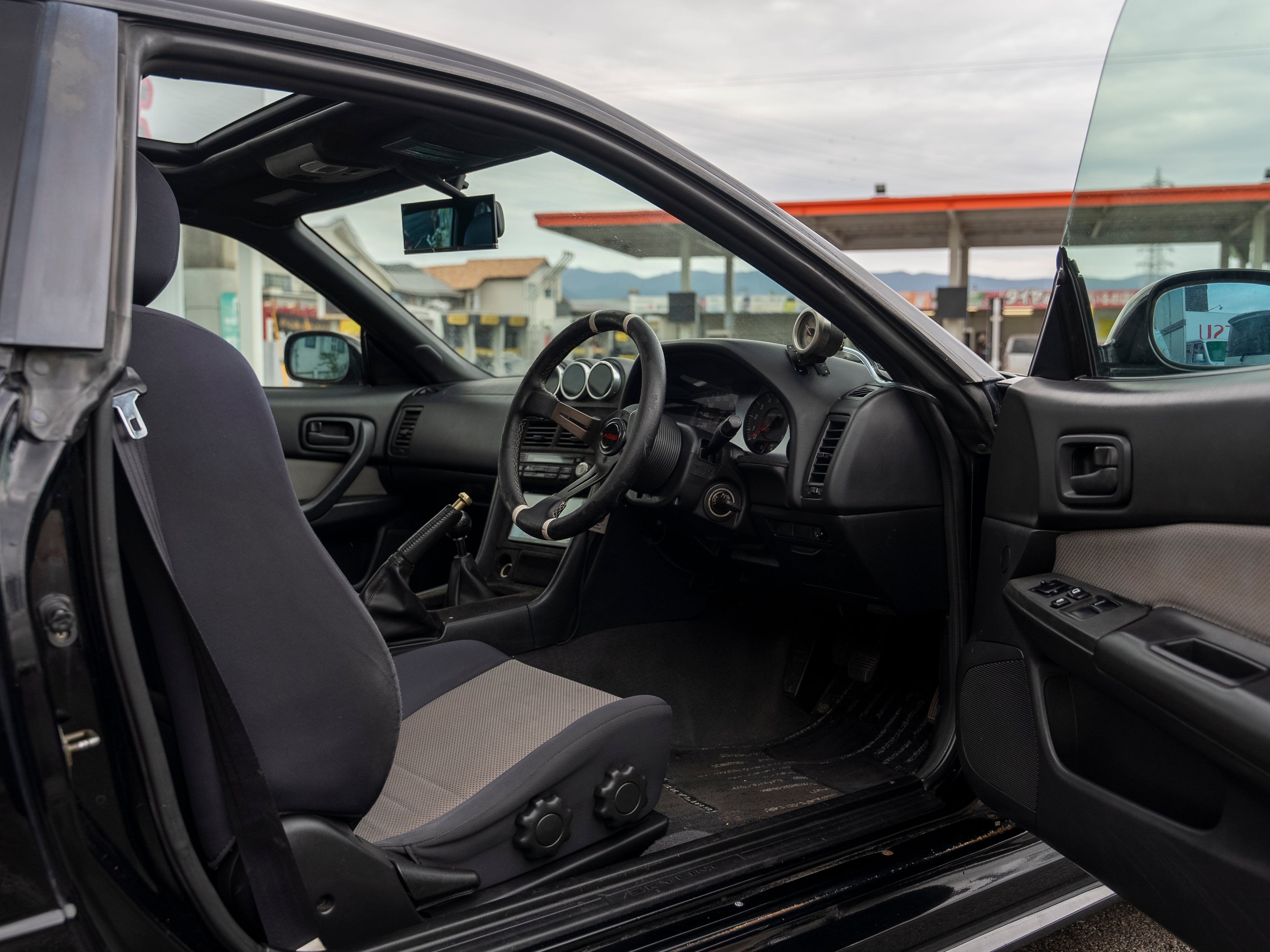 1998.6 Nissan Skyline R34 GTT – FUJI CLASSICS